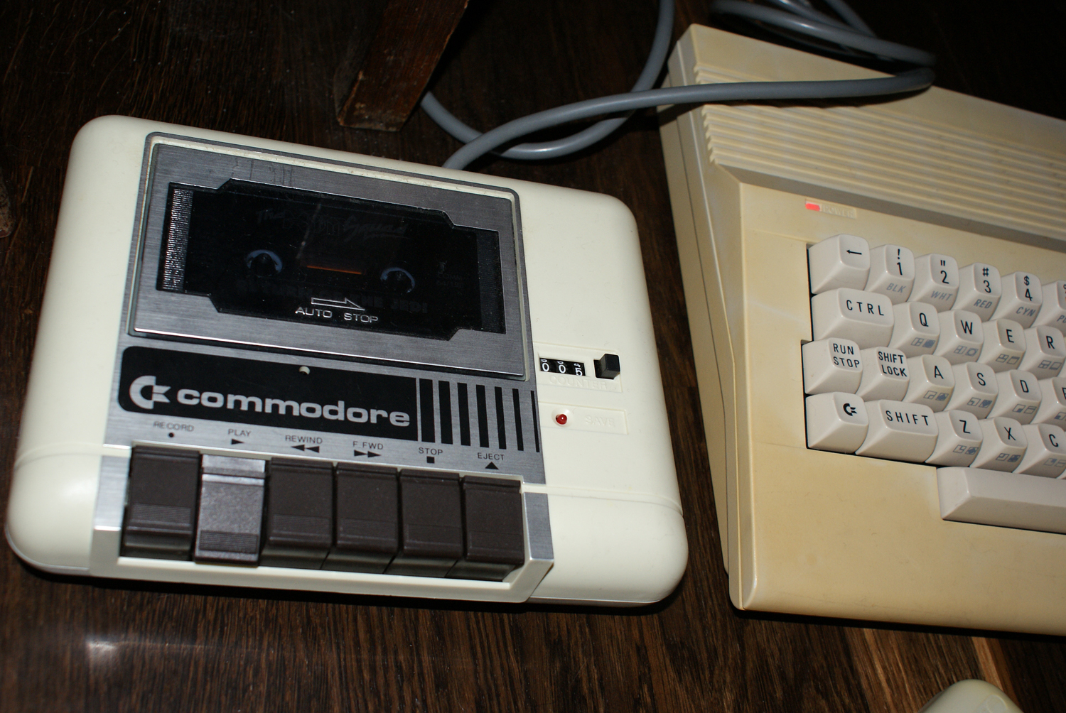 c64-cassette-drive.jpg
